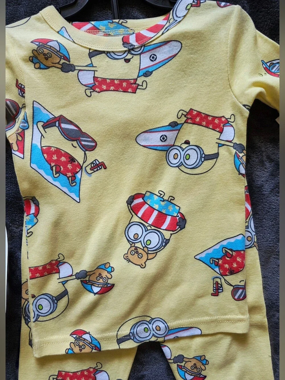 New summer toddler boy/ girl 2 pc pajamas bundle, minions & Mickey Minnie Mouse